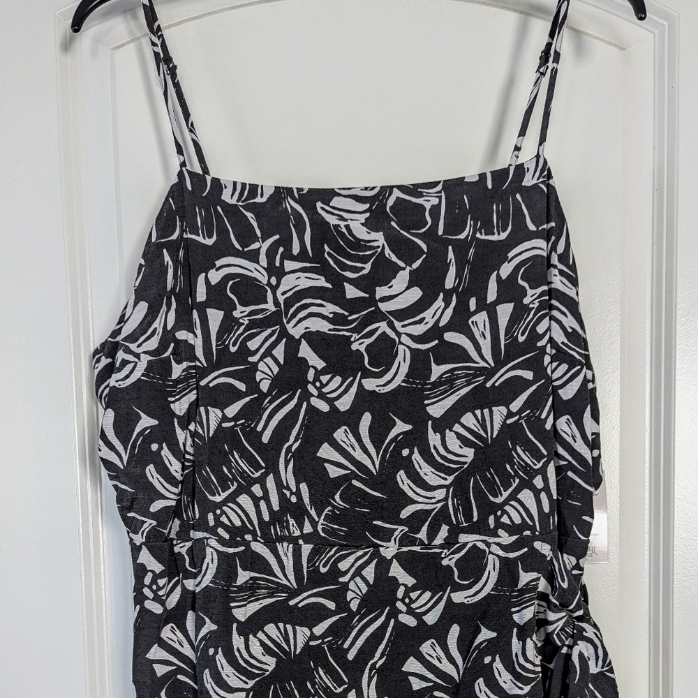 NWT,  Nine West Black and White, floral Spaghetti Straps sz XXL